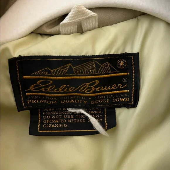 Eddie Bauer khaki down filled Parka with genuine Fur trim,fits women’s size XS/S - Picture 3 of 3